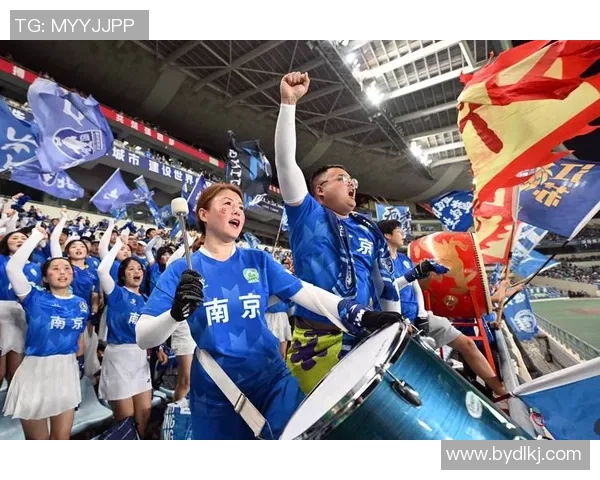 南京足球队防守分析：优缺点及改进方向探讨